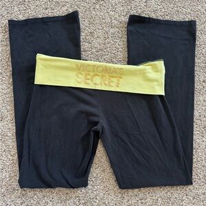 Vintage Victoria's Secret Black Leggings with Yellow Foldover Waistband